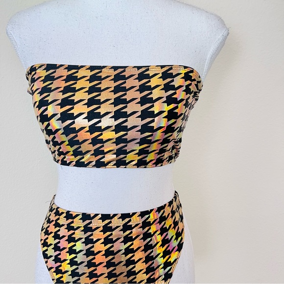 TastefulGirl Black & Gold Holo Houndstooth Tube Top & High Leg Bottom Rave Set - Picture 6 of 13